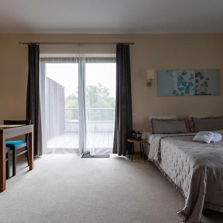 Rezydencje Willa Port Apartamenty Antinori 오스트로다 외부 사진